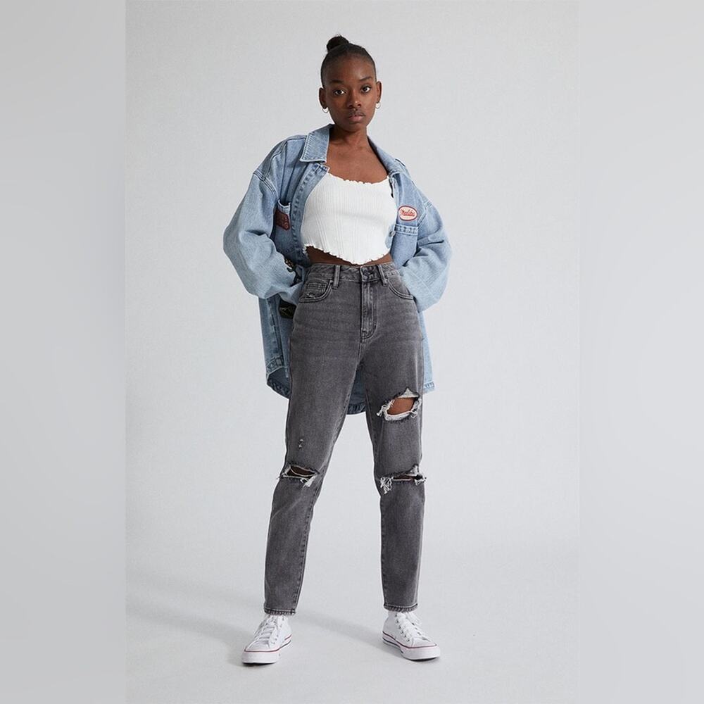 PacSun | Faded Black Ripped Mom Jeans Size 26